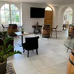 Harriet Bed and Breakfast 4*