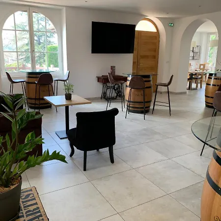 Harriet Отель типа 